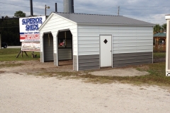 24x21x9 Vertical Roof Enclosed